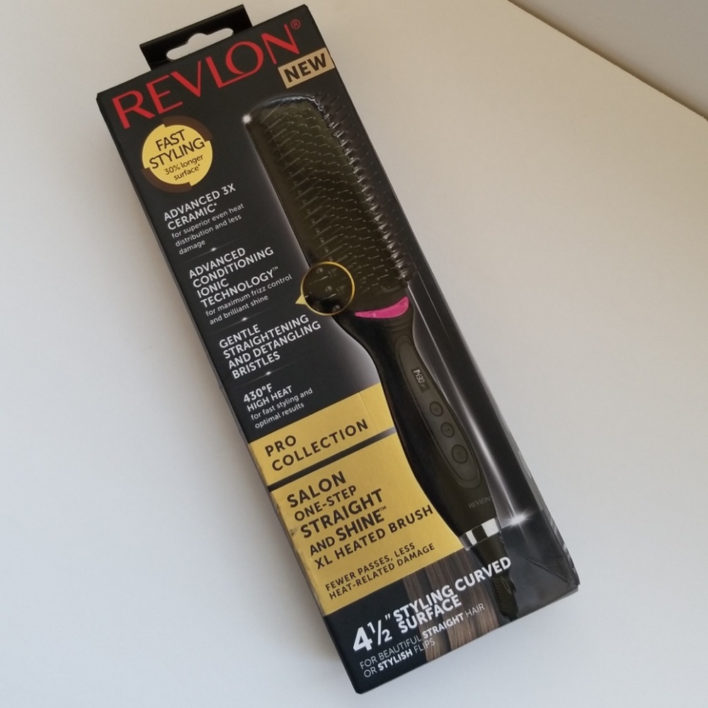 BRAND NEW IN BOX Revlon XL Heated Brush